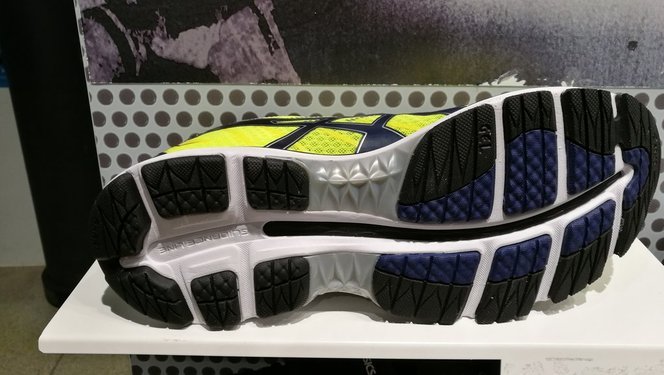 asics glorify 3 asics glorify 3
