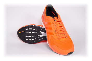 Adidas Tempo 8 Hermanas gemelas de las Adidas Boston 5, con Stableframe incorporado