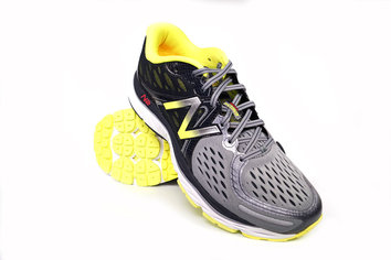 New Balance 1260v6 Amortiguación y estabilidad como bandera