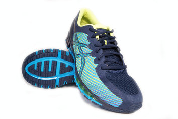 Asics Gel Quantum 360 CM Diseño innovador que rompe moldes