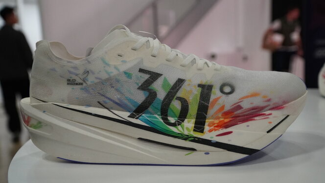 Preview 361 - Miro Nude 2