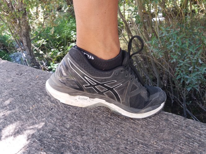 ASICS 2000 4, review, recomendación, precio especificaciones