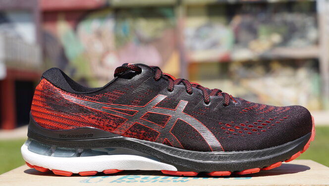 cuatro veces Garganta propietario ASICS Gel Nimbus 23 VS ASICS Gel Kayano 28 - ROADRUNNINGReview.com