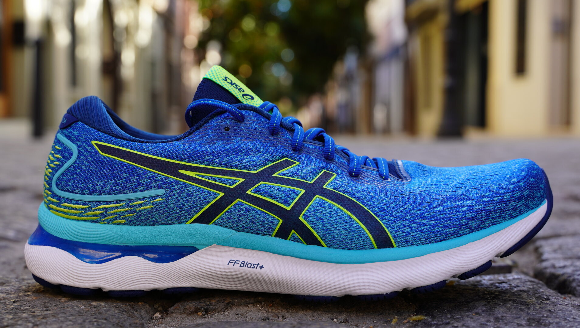 ASICS Gel Nimbus 24, análisis: review, recomendación, precio y  especificaciones