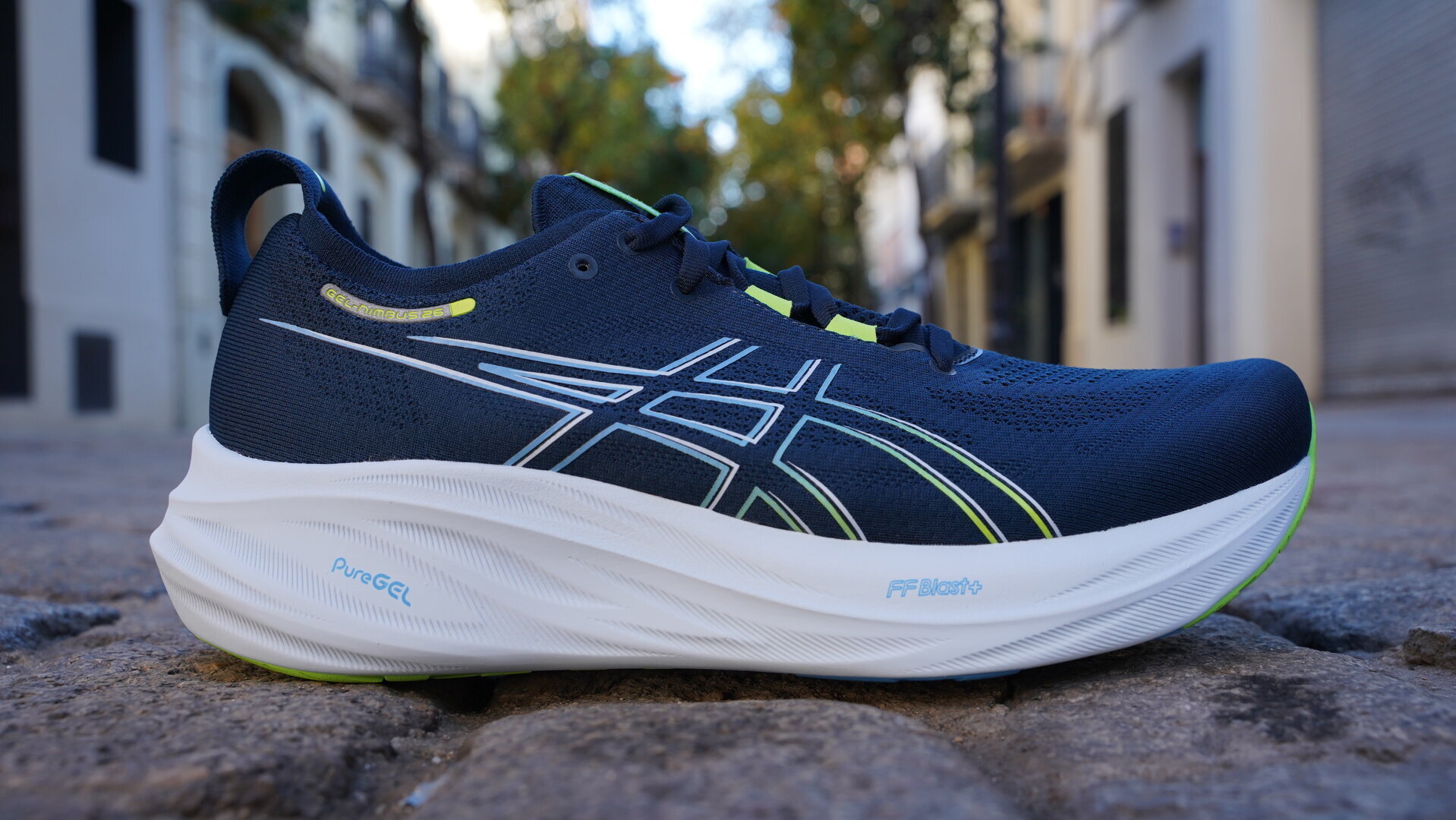 ASICS GEL NIMBUS 26: Zapatillas running asfalto, con agarre de montaña. -  CARRERAS DE MONTAÑA, POR MAYAYO