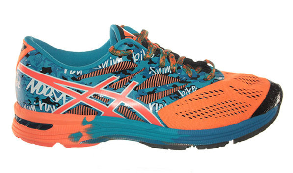 Multideporte y moda deportiva: Nuevos colores en las zapatillas Asics Gel  Noosa Tri 10
