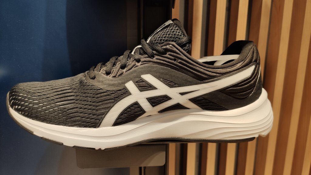 amazon asics gel pulse 11