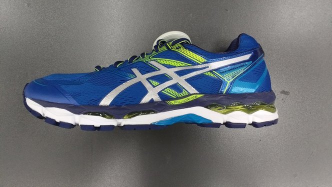 ASICS Surveyor 5, review, precio y especificaciones