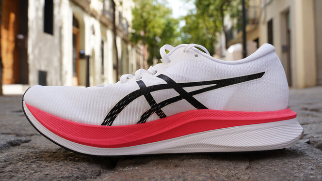 ASICS Zapatillas de running Magic Speed para hombre, Rojo 