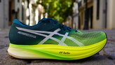 ASICS Metaspeed Edge +