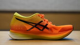 ASICS Metaspeed Edge