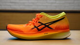 ASICS Metaspeed Edge