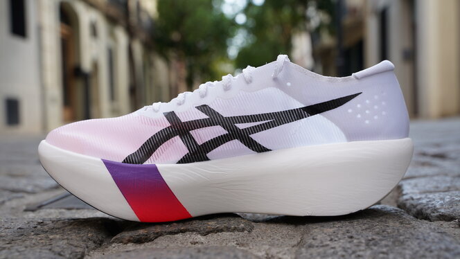 ASICS SPEED RAY（メタスピードレイ） トップアスリート向けランニングシューズの最新作「METASPEED RAY