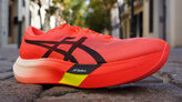 ASICS Metaspeed Sky Paris