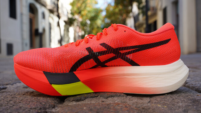ASICS Metaspeed Sky Paris, análisis: review, recomendación, precio