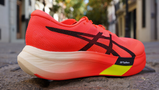 ASICS Metaspeed Sky Paris, análisis: review, recomendación, precio