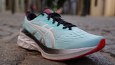 ASICS Novablast 2