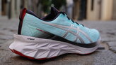 ASICS Novablast 2