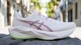 ASICS Novablast 6
