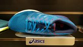 ASICS ROADHAWK FF 2