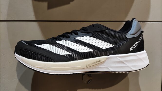 Adidas Adizero Adios review, precio y especificaciones