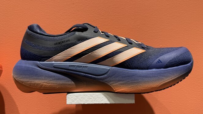 Preview Adidas - Supernova Solution 3