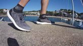 Adidas Ultra boost Uncaged en el puerto deportivo de Llafranch.