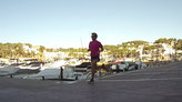 Corriendo con las Adidas Ultra boost Uncaged por el puerto deportivo de Llafranch.