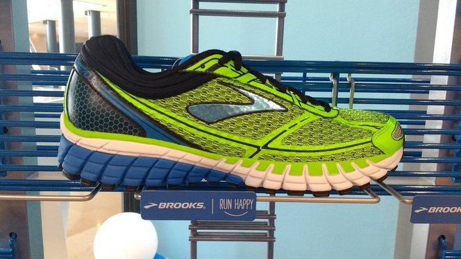 Brooks Aduro 4