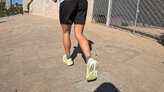 Zapatilla guiada y estructurada