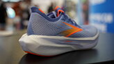 Brooks Hyperion 3
