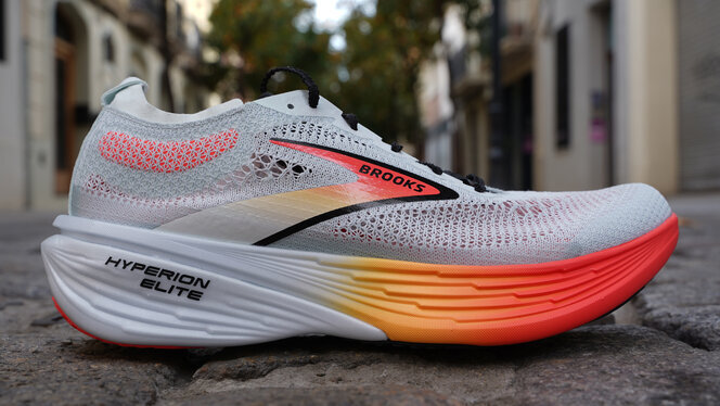 >Brooks Hyperion Elite 4