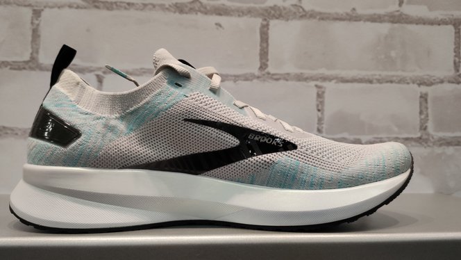 Brooks Levitate 4, análisis: review, recomendación, precio y  especificaciones