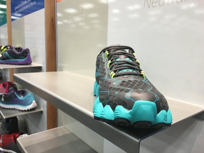 Brooks Neuro analisis review recomendacion precio y especificaciones