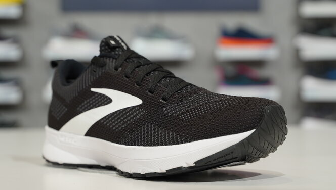 Brooks Revel 5, análisis: review, recomendación, precio y especificaciones