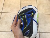 brooks transcend 3-sometida a flexin