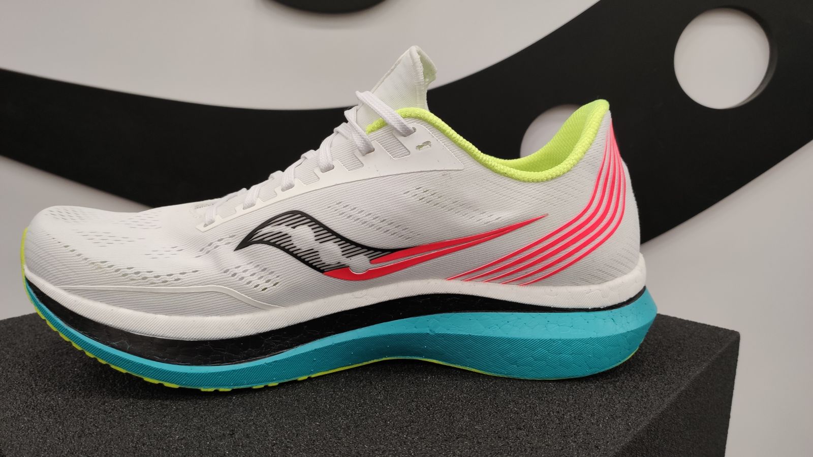 Saucony Endorphin Pro