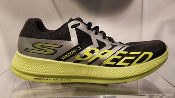 Skechers Razor 3