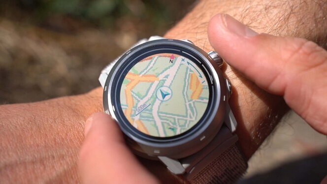  COROS APEX 2 Pro Reloj GPS para exteriores, titanio