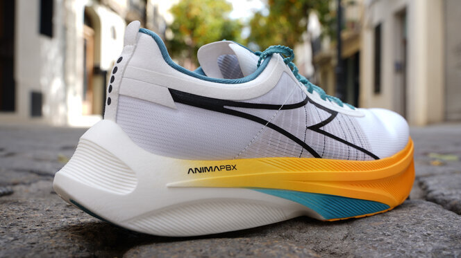 Gara Carbon La Marca Diadora De Donde Es Diadora Atomo Star