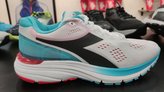 Diadora Mythos Blushield Hip 5