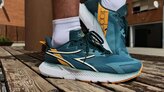 Diadora Mythos Volo 4