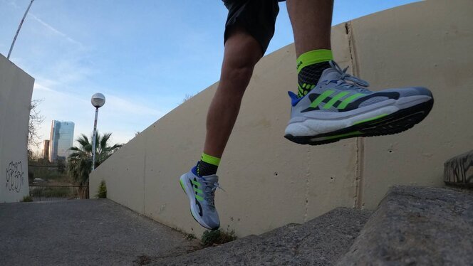 Calzini Running Enforma Barcelona – Unisex, Morbidi, Con Compressione Graduale E Supporto Achilleo