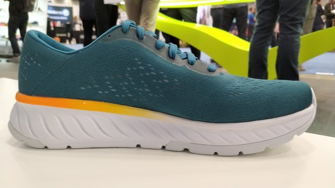 Hoka Cavu 2