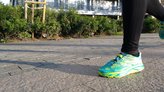 Probando la capacidad de amortiguacin en estas Hoka One One Huaka