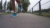 Hoka One One Vanquish 2: Sobre carril bici.