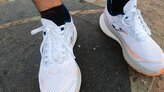 Leng�eta hacia los lados en la Joma R2000