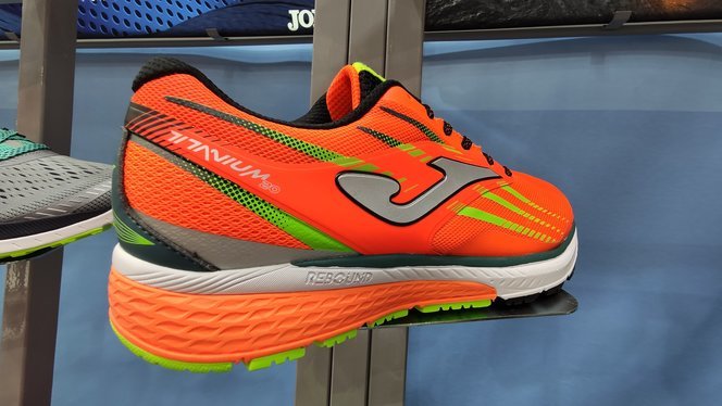 Joma Titanium 20, análisis: review, recomendación, y especificaciones