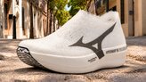 Mizuno Hyperwarp 96