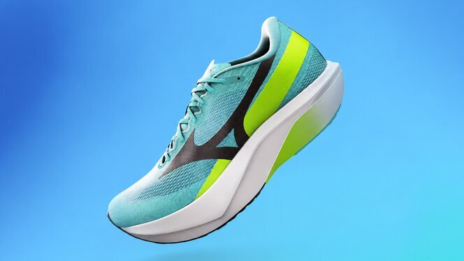 Mizuno Hyperwarp Racer